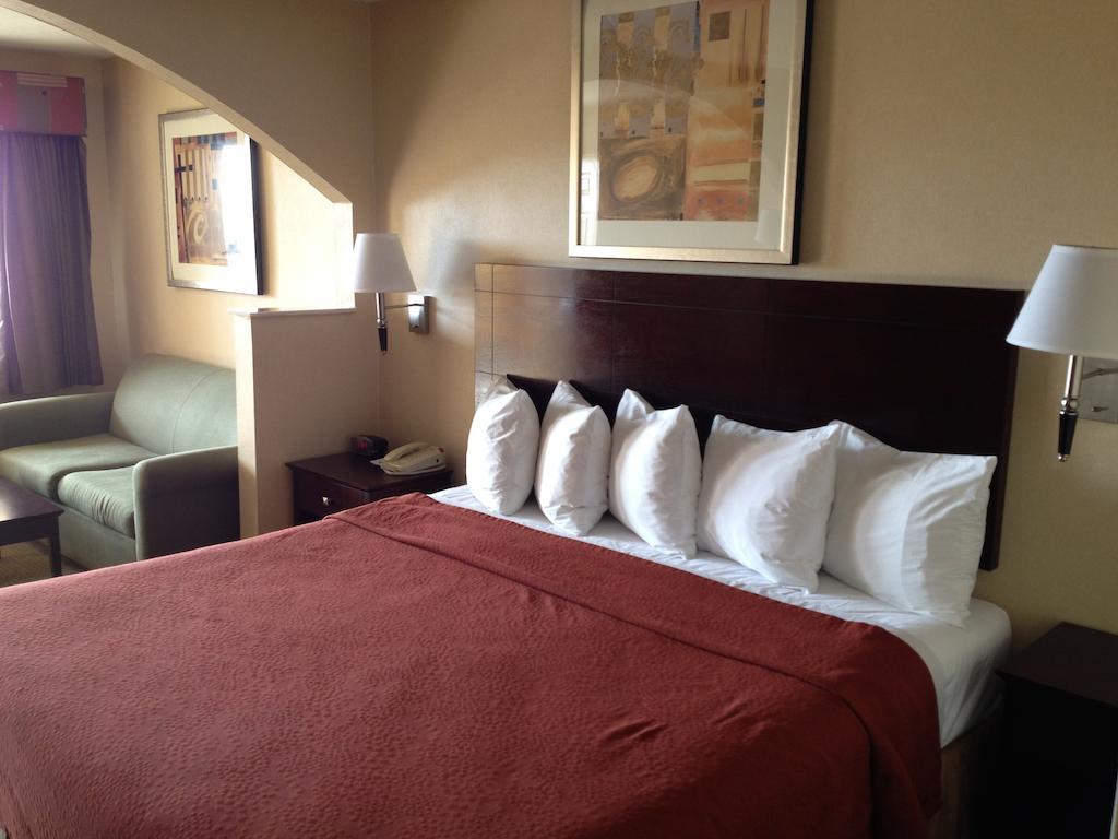 Quality Inn Carthage Quarto foto